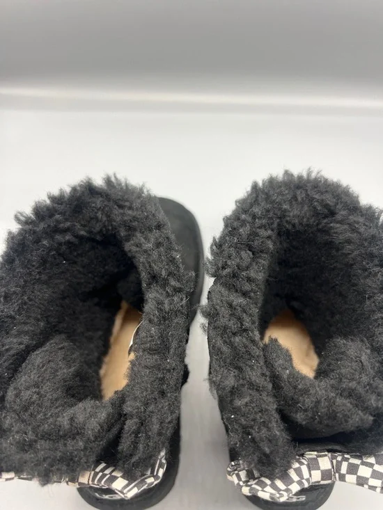 UGG MINI BAILEY BOW  BLACK SUEDE ANKLE WOMEN'S BOOTS SIZE US 8UK 6NEW without bx - Picture 5 of 7